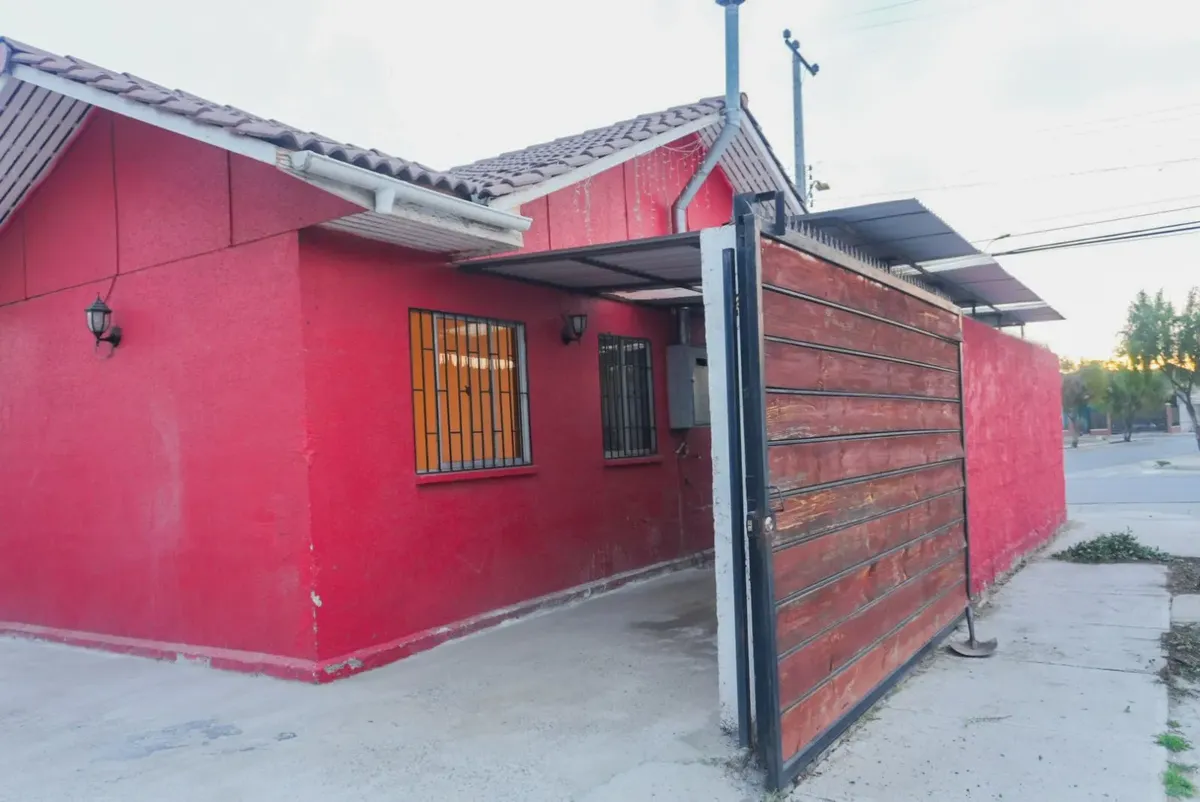 Imagen 4 de 13 de Casa Esquina En Venta / Quillota