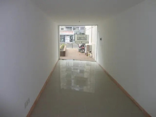 Imagen 1 de 7 de Venta Local Comercial Cordón Zona Diseño Montevideo