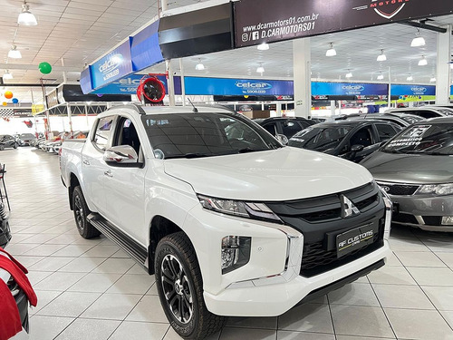 Mitsubishi L200 Triton 2.4 16V TURBO SPORT HPE-S CD 4P 4X4