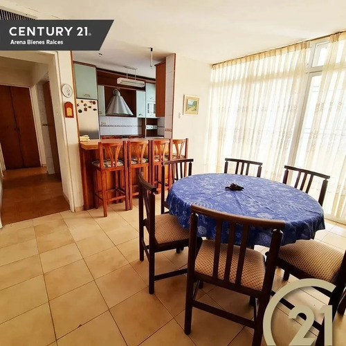 Imagen 4 de 9 de Alquiler Townhouse Res. Bahía Mar, Lechería