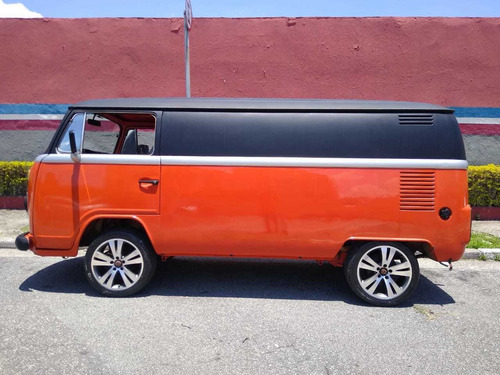 Volkswagen Kombi Furgão 1.6 Gasolina