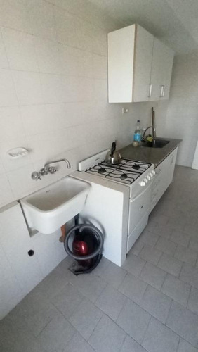Imagen 8 de 12 de Departamento Monoambiente - 1 Baño 1 Cochera - 39mts2 - Floresta