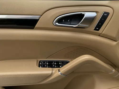 Porsche Cayenne Platinum Edition