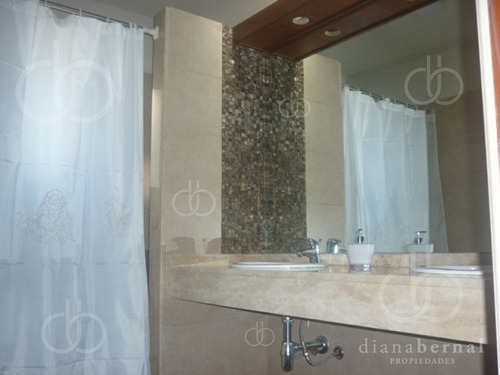 Casa En Pinares, 4 Dormitorios *- Ref: 42750