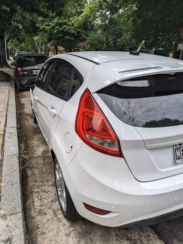 Ford Fiesta Kinetic 1.6 Design 120cv Titanium