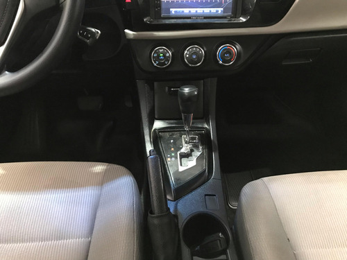 Toyota Corolla Corolla Sedan GLi 1.8 16V (flex)