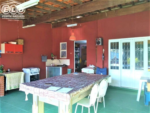 Linda Chácara Com Boa Localização, E Facilidade De Acesso Ao Centro Comercial Da Cidade, Local Com Muita Área Verde E Qualidade De Vida Com A Natureza - Ch00367 - 34367189
