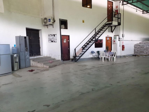 Imagen 8 de 12 de Galpón En Venta Ubicado En El Centro Industrial Mampote 21-12671