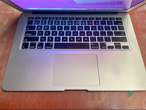 Macbook Air (13-inch, Early 2015)