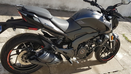 Bajaj Dominar