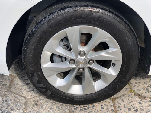 Chevrolet Onix HEV/ 10MT LT2