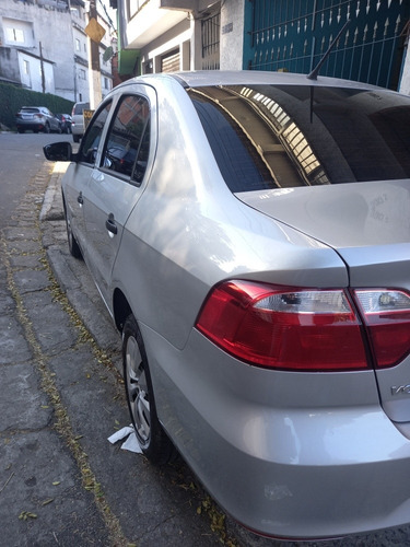 Imagem 9 de 11 de Volkswagen Voyage 2015 1.0 Trendline Total Flex 4p