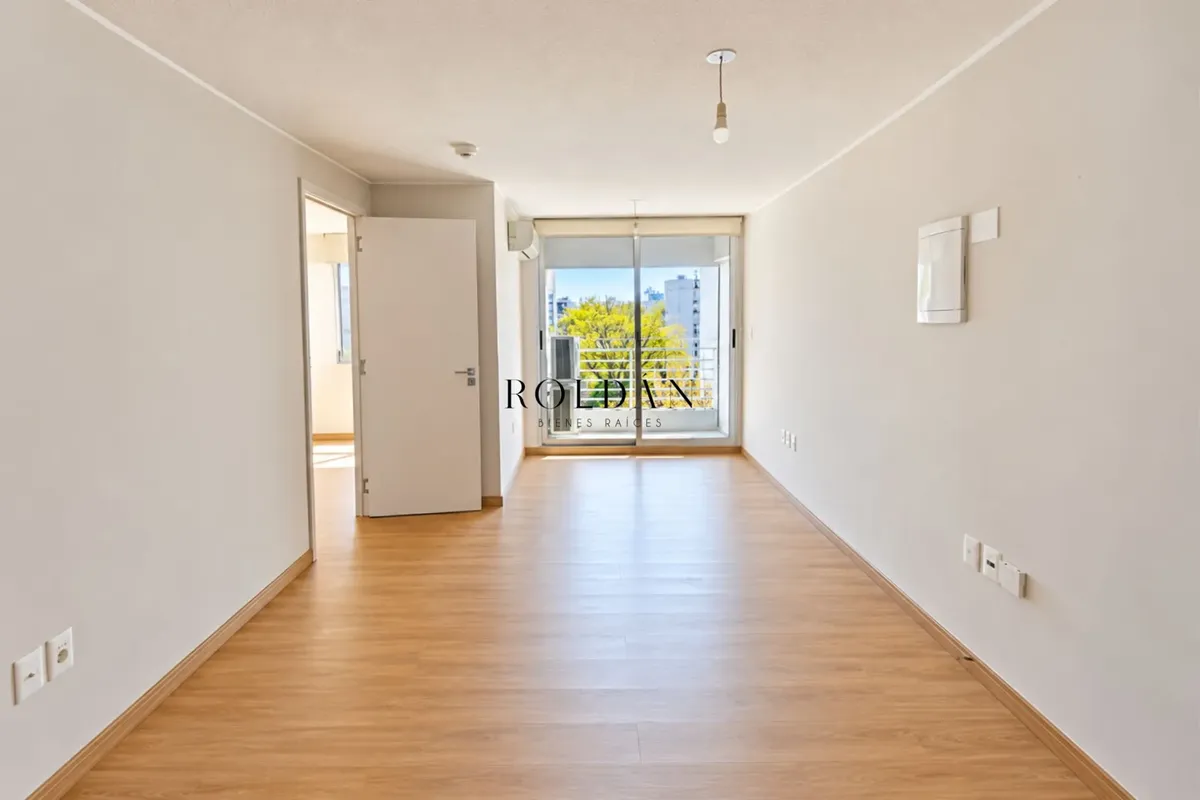 Apartamento Alquiler Pocitos 1 Dormitorio Garaje Amplio Ingeniero Ponce Y Avenida Rivera · Foto 2