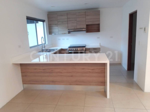 Casa Nueva En Venta En Residencial La Isla, Tijuana B.c.