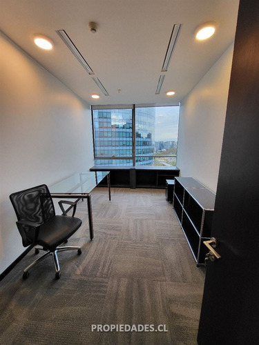 Oficina En Arriendo En Las Condes Impecable Parque Titanium