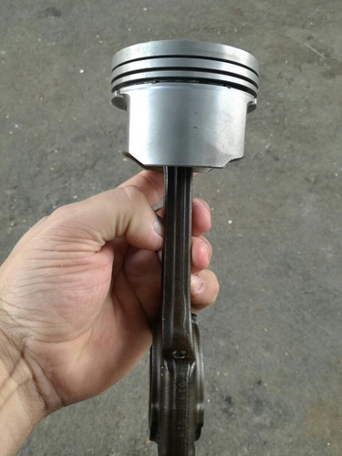 Imagen 4 de 5 de Piston Con Biela De Peugeot 207 ,nafta 1.6