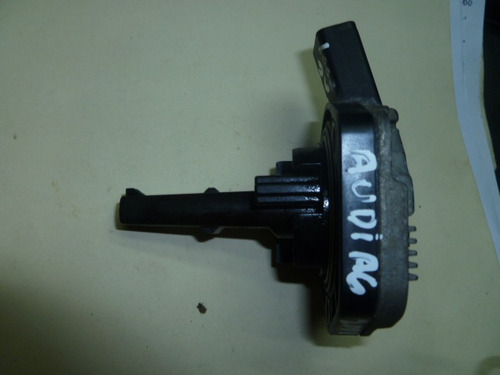 Vendo Sensor De Temperatura De Aceite De Audi A6, Año 2001 (Usado)