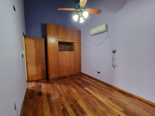 Venta Casa 3 Dormitorios Barrio Parque Con Cochera