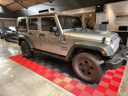 Imagen 5 de 15 de Jeep Wrangler Sport Motor 3.6 Hilton Motors Co