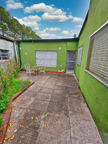 Vivienda Familiar En Pueblo Liebig, Colon, Entre Rios