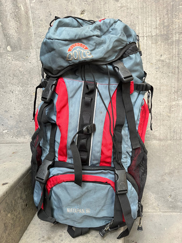 Backpack 60lts Gris Liso (Usado)