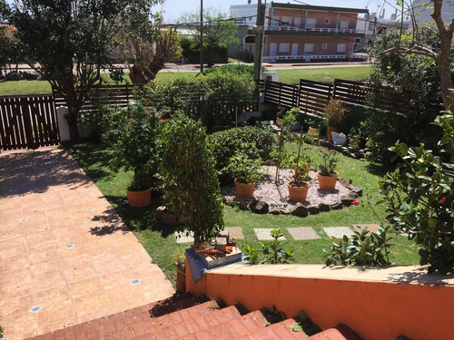 Casas En Alquiler En Piriapolis Con Vista Al Mar A Una Cuadra Del Centro