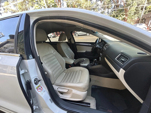 Volkswagen Jetta 2.0 Tsi Highline 4p