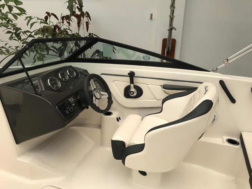 Imagen 7 de 14 de Lancha Sea Ray Spx 190 Con Mercruiser 200 Hp