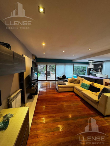 Casa 8 Ambientes Estilo Moderno Con Pileta En Venta - Altos De Hudson Ii