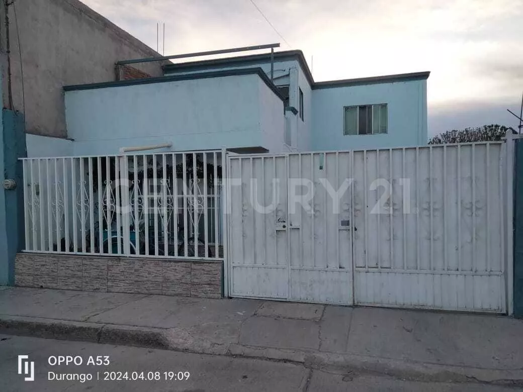 Casa En Venta En La Colonia Hipódromo!