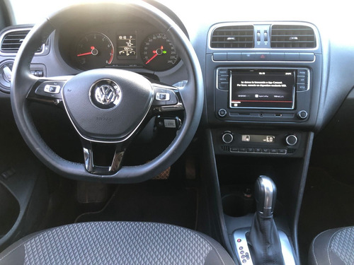 Imagen 15 de 15 de Volkswagen Vento Confortline 2020