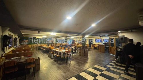 Extraordinario Local En Venta En Santa Monica