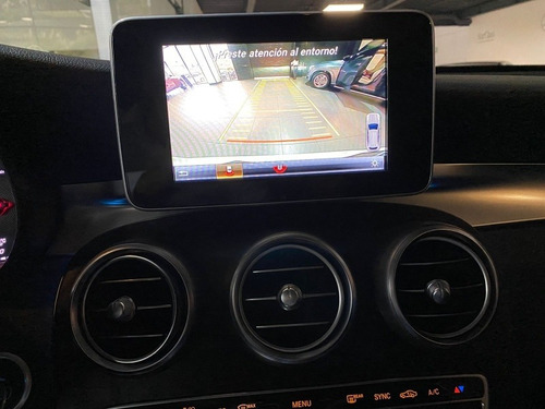 Imagen 14 de 15 de Mercedes-benz Clase Glc 2019 2.0 300 Off Road At
