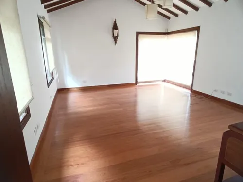 Casa En Arriendo Ubicada En Rionegro Sector Llanogrande (16007).