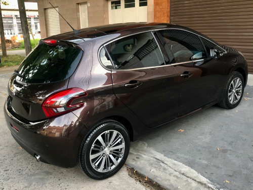 Peugeot 208 Feline Tiptronic Tip Automatico Allure Gt Active