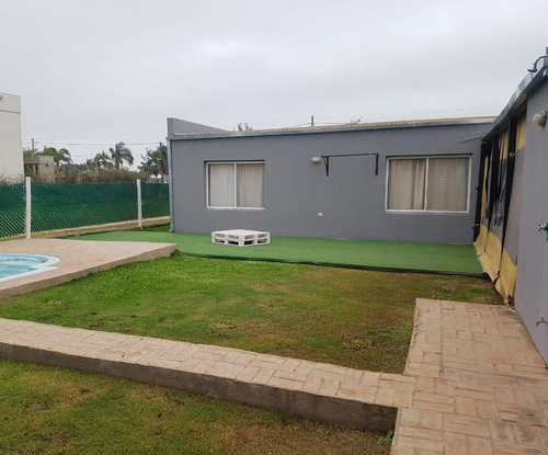 Casa En Venta De 2 Dormitorios En Funes City, Funes