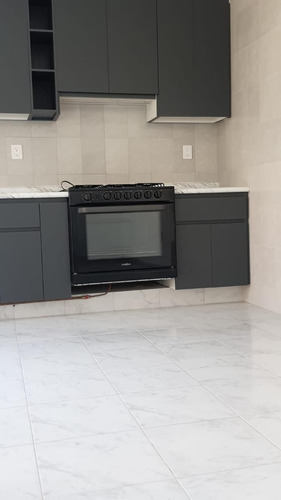Casa Nueva En Renta En Una Privada De Toluca Con Jardin