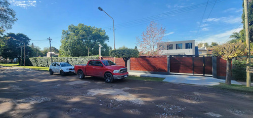 Casa Quinta (salón De Eventos) 1100 M² Cub S/ Lote 3.528 M² - Villa Luzuriaga