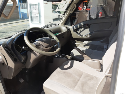 Imagem 10 de 24 de Hyundai Hr 2.5 Diesel
