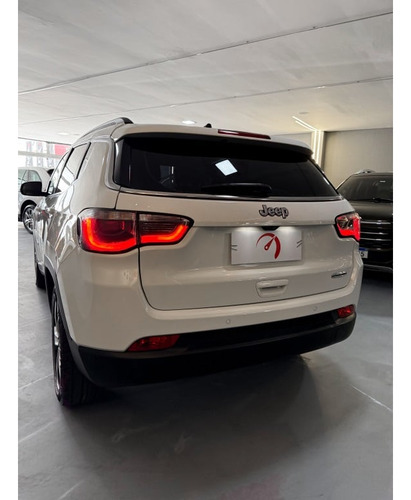 Jeep Compass 2.0 16V FLEX LONGITUDE AUTOMÁTICO