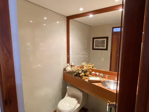 Apartamento En Venta En Los Balsos. Cod V776099