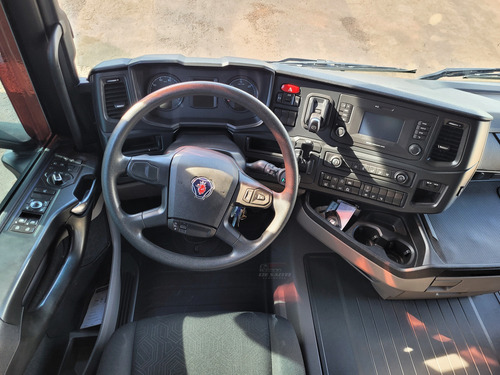 Scania R 450 6x2 Highline Ano 2022/23