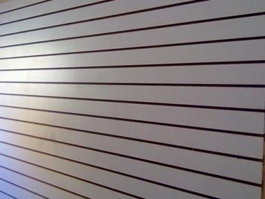 Imagen 3 de 6 de Practiwall Blanco - Panel Ranurado 18mm 1,83x2,60 - Maderwil