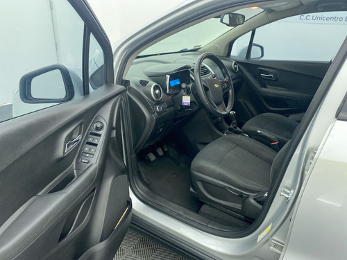 Imagen 16 de 25 de Chevrolet Tracker Ls Mt 1.8