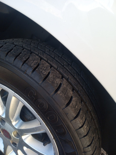 Imagen 14 de 15 de Fiat Palio 2014 1.4 Attractive 85cv