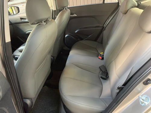 Imagem 6 de 9 de Hyundai Hb20s