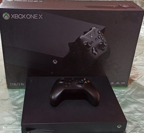 Imagem 2 de 3 de Vendo Xbox One X Roda Jogos Em 4k
