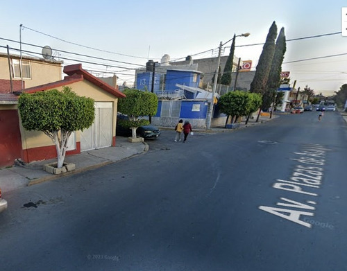 405.excelente Casa Sola Solo Compra Con Recursos Propios No Acepta Creditos Cerca De Areas Verdes Escuelas Trasporte Vialidades Bibliotecas Centros Comerciales Bancos Hospitales