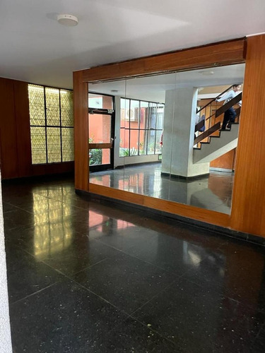 Imagen 2 de 15 de Venta - Dpto Muy Luminoso De 3 Ambientes En Catalinas Sur