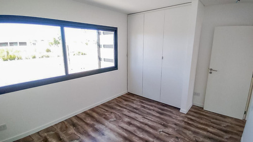 Venta/permuta - Casa - 2 Dormitorios - Eco Vida, Villa Amelia